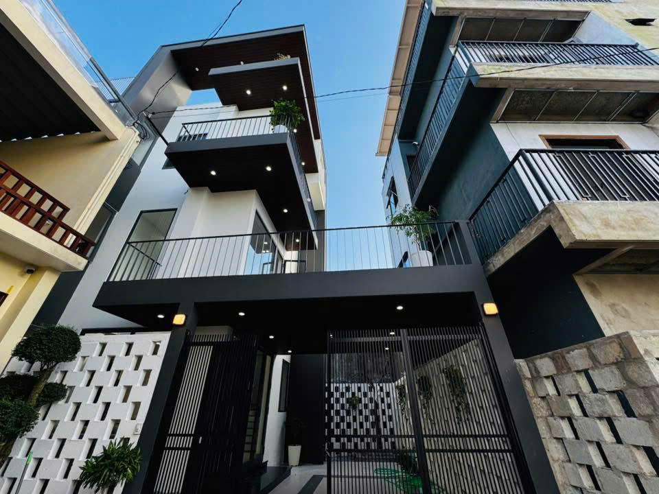  Bán Siêu Phẩm Nhà 4 Tầng Kiệt ô tô đậu Hàn Mặc Tử - TP Huế khai thác dòng tiền tốt - Gần Phố Tây 