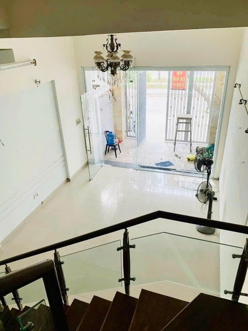  Cần cho thuê nhà nguyên căn #mặt_tiền đường Võ Văn Kiệt, Khu đô thị Đông Nam Thuỷ An 