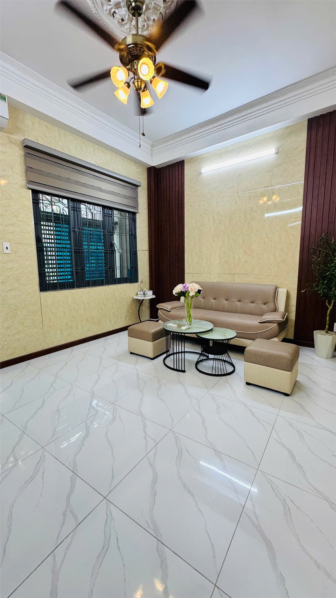  Phan Đăng Lưu - Bình Thạnh - DTSD 55M - Hoàn Công Đủ - 2PN - Nhỉnh 5 Tỷ 