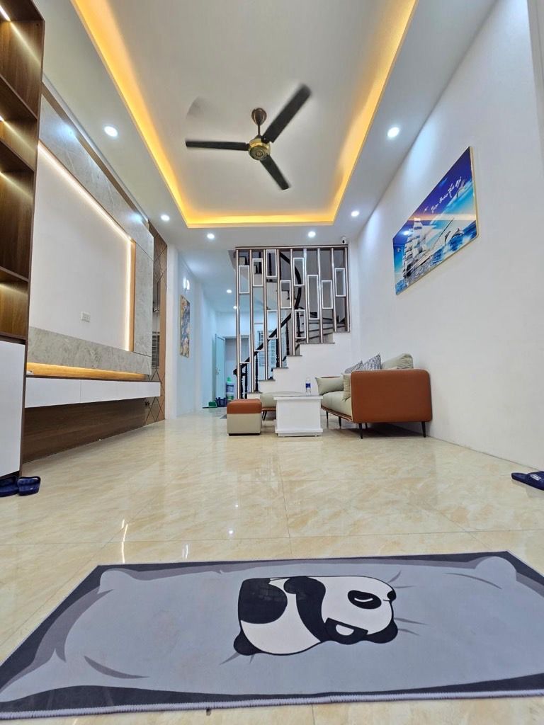  Bán nhà Kim Giang, Hoàng Mai, Phân lô, Ô tô, 2 thoáng, 36m2, 8.95 tỷ(CTL) 