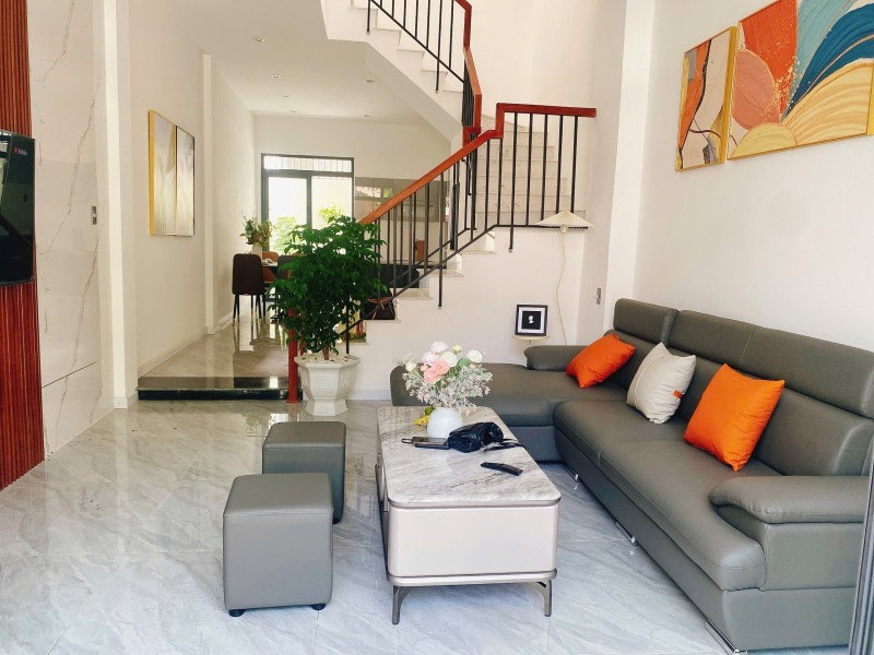  NHÀ 3TẦNG - MT NGUYỄN XUÂN HỮU – GẦN CÔNG VIÊN - KINH DOANH – CHỈ 6.3 TỶ 