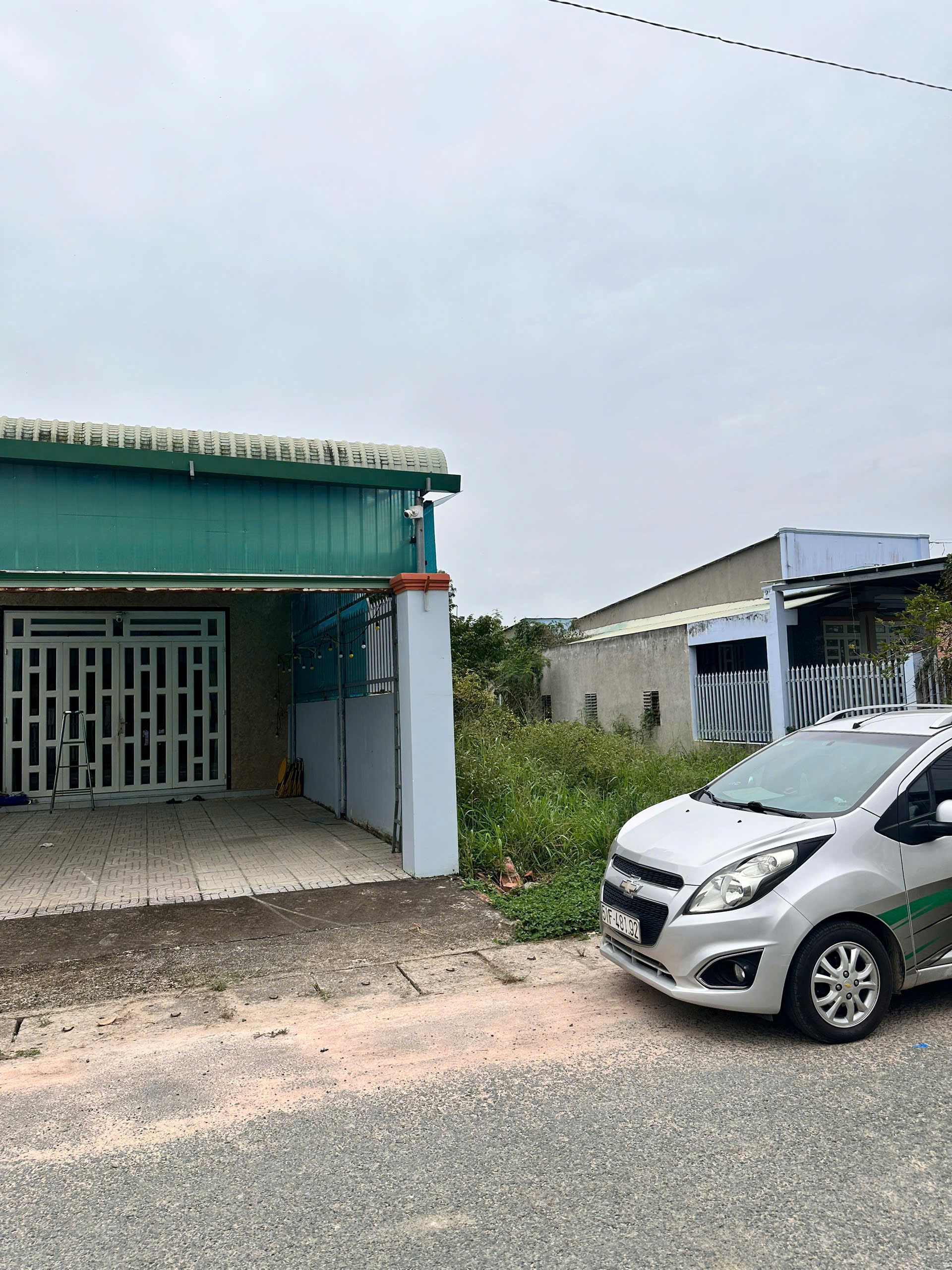  Chủ ????Cần bán Nhà đất thuộc Phú Mỹ- Bà Rịa Vũng Tàu  Dân cư đông ( Trường học , chợ 