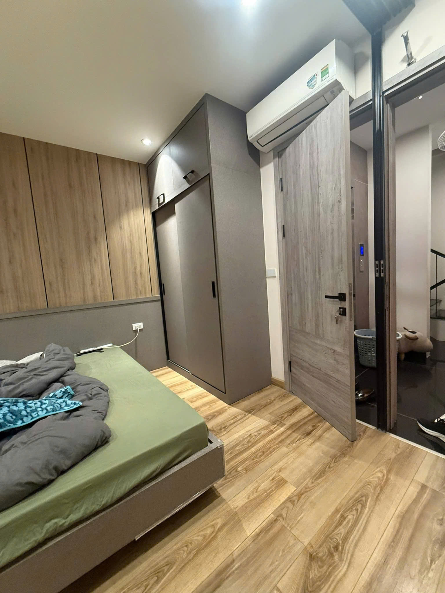  Bán nhà mặt phố Hàng Cháo, 45m2, 7 tầng thang máy, mặt tiền 5m, 30.3 tỷ, ô tô, kinh doanh 