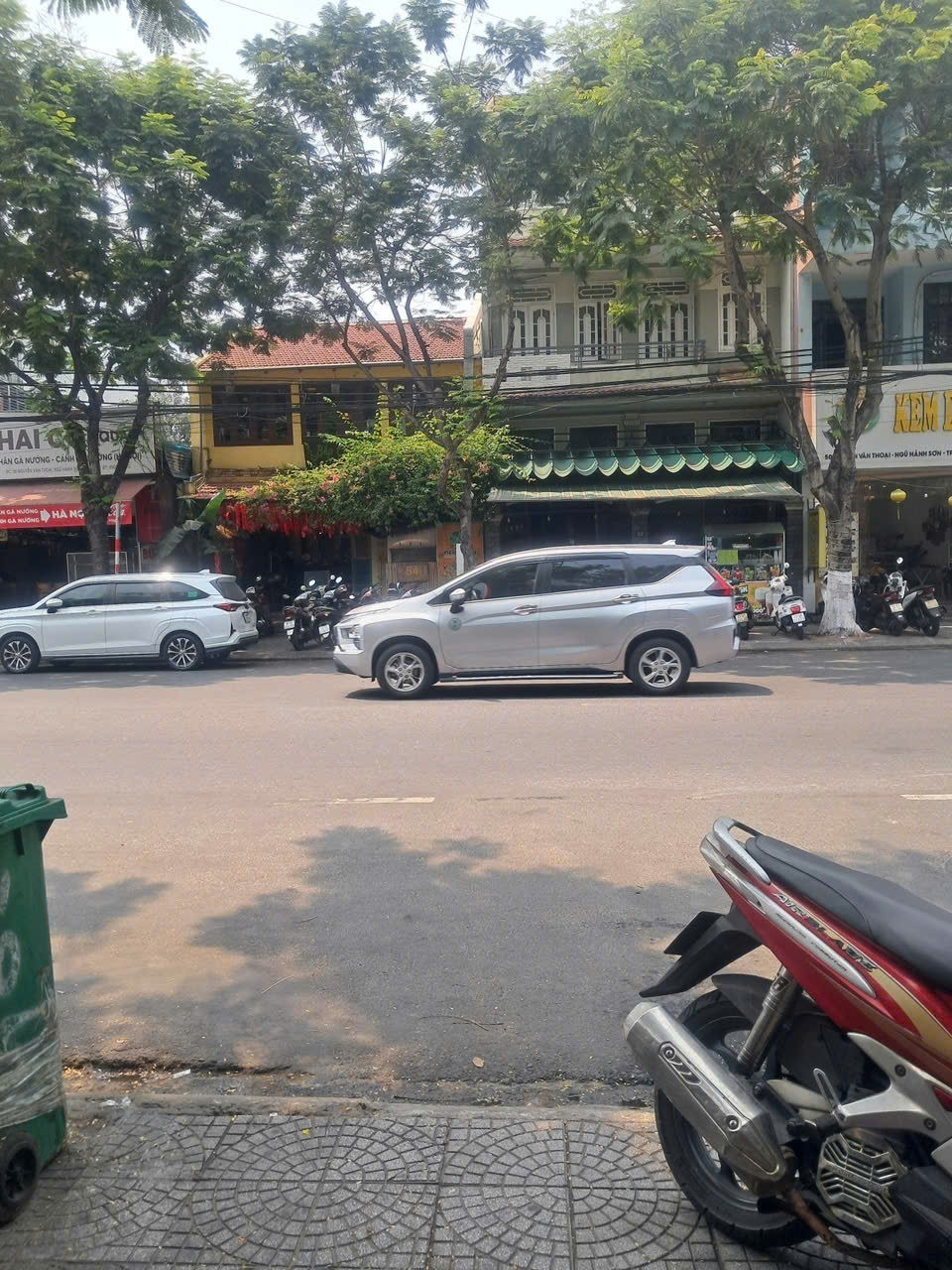  MẶT TIỀN NGUYỄN VĂN THOẠI- KINH DOANH SẦM UẤT- 3.5 TẦNG - DÒNG TIỀN 27 TR/ TH- 1P TẮM BIỂN MỸ KHÊ.
DT: 81m, ngang 4m, giá 21,x tỷ 