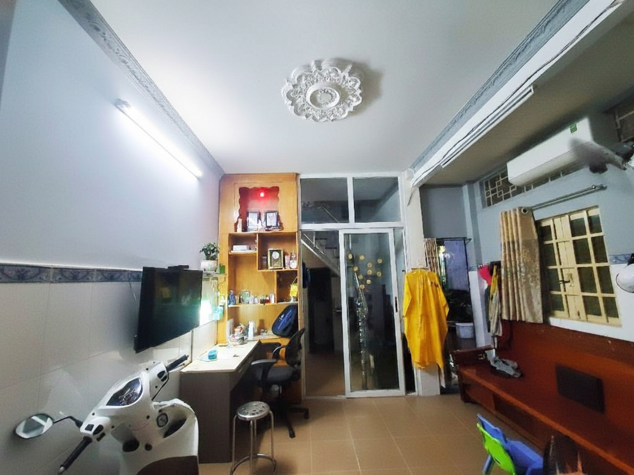  O2074 ???? nhà Nguyễn Kiệm GV, SHR, Lô góc, 3 tầng, 4x7m, 3.x tỷ 