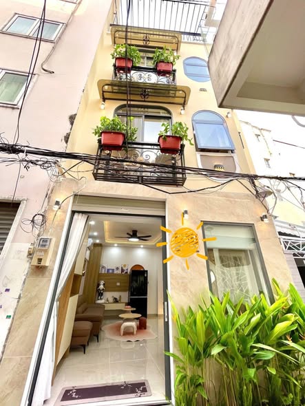  Nhà Đường Mai xuân Thưởng Quận Bình Thạnn Phường 11 cũ. 