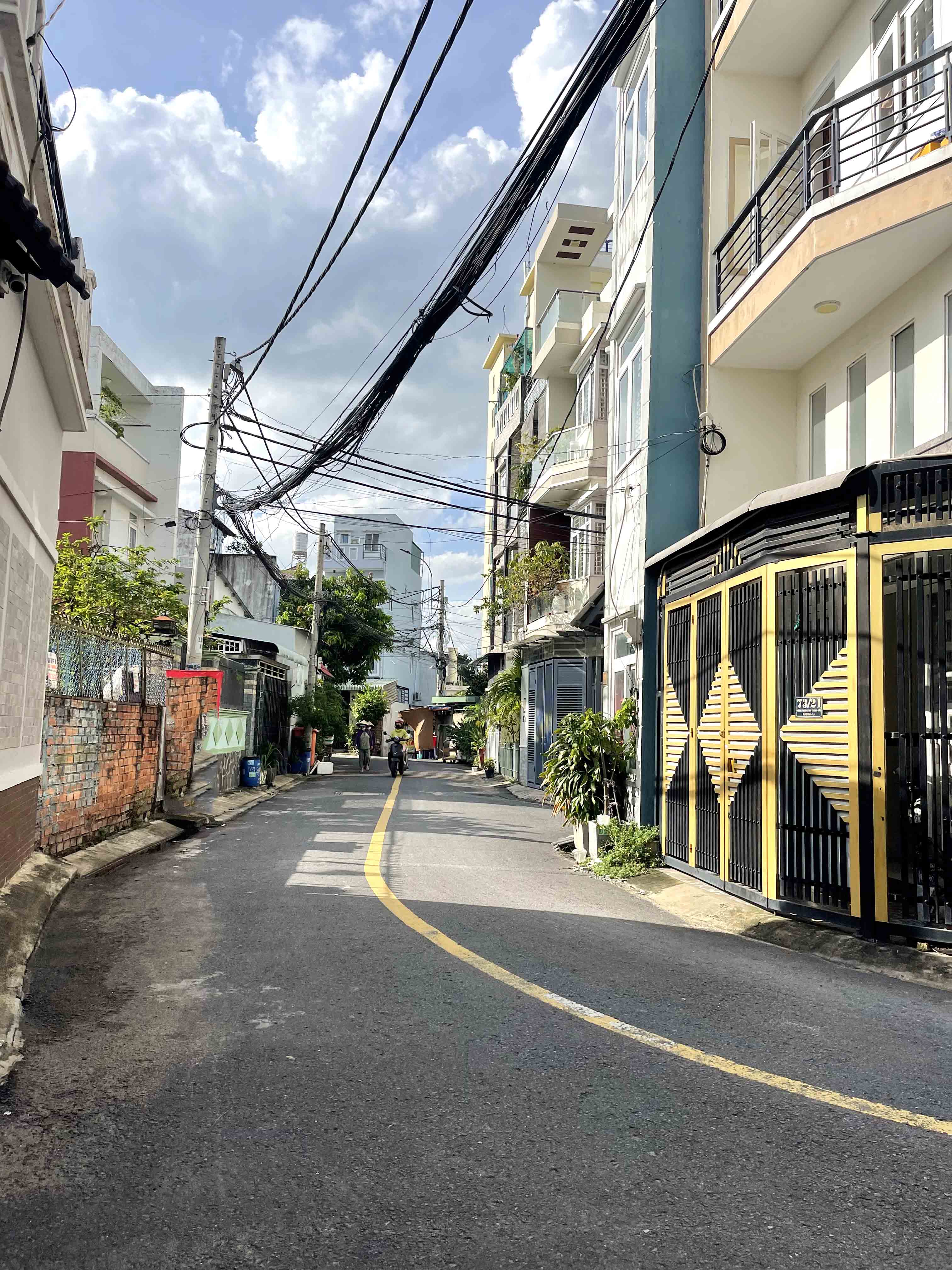  Nhà Hẻm Xe Hơi 124m² Hiệp Phú – Gần Metro, Vincom Lê Văn Việt – Tương Lai Mặt Tiền – 8.2 Tỷ 