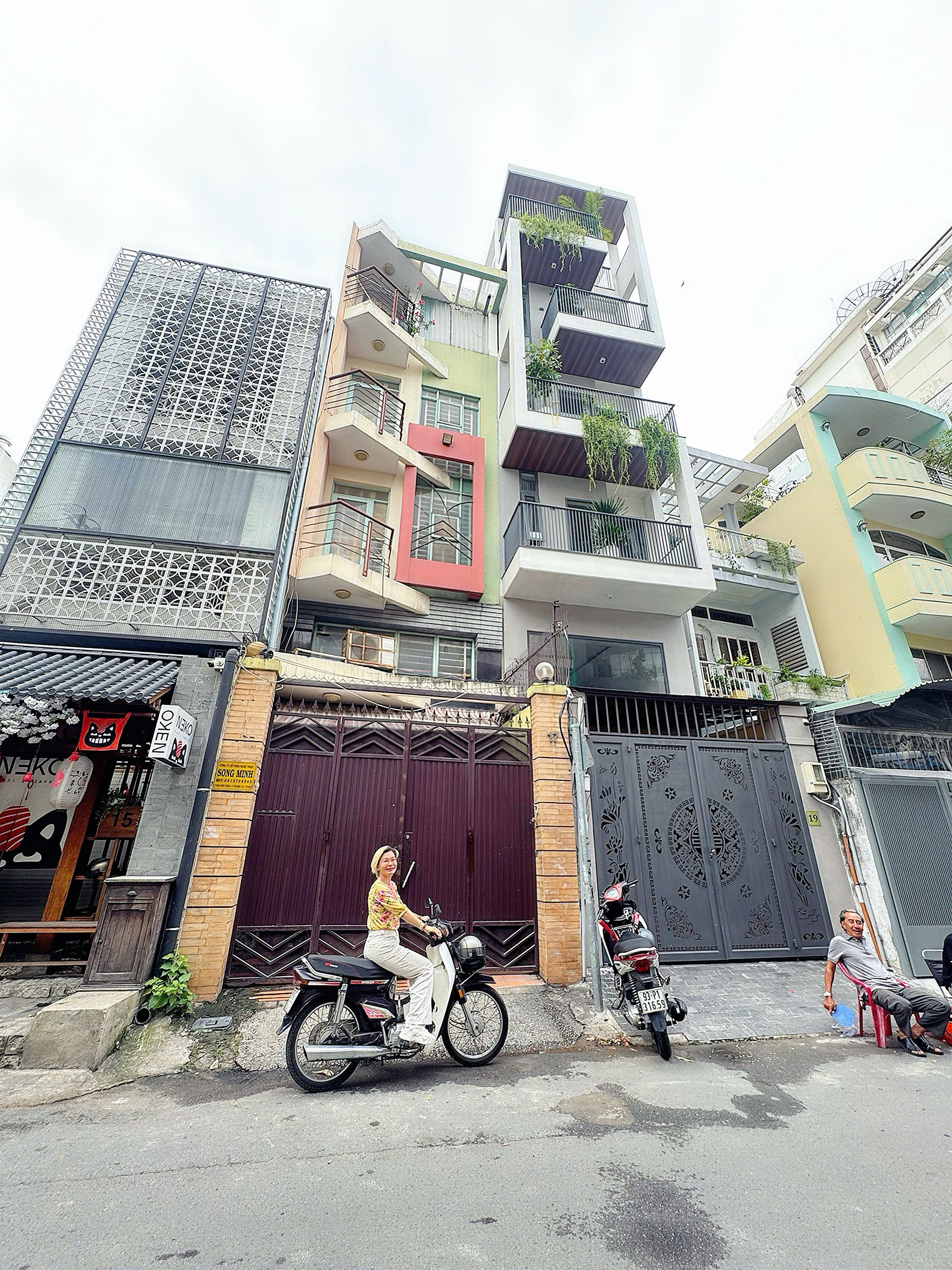  CHÍNH CHỦ BÁN NHÀ MẶT TIỀN 7 TẦNG Đ. ĐINH CÔNG TRÁNG, QUẬN 1 - 4M*25M VUÔNG ĐẸP* LIÊN HỆ GIANG GIANG:0938676685 