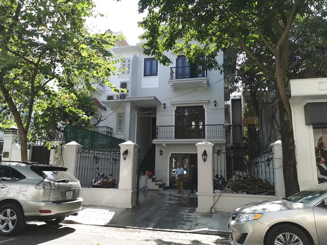  LinhHK cho thuê MP Châu Long 300m², 2 tầng, MT 10m, 145tr 