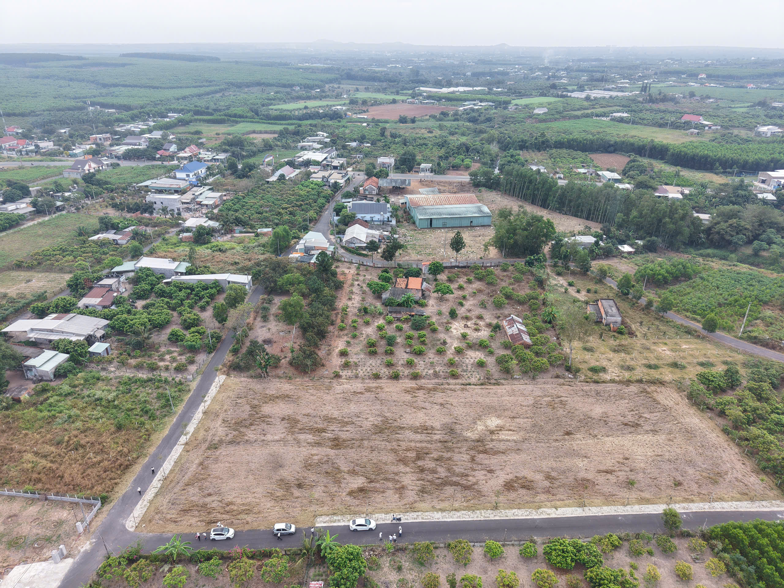  Đất nền Hồ Tràm giá đáy 700tr, đường nhựa 10m, cách nút giao cao tốc 2 phút – Sổ riêng 