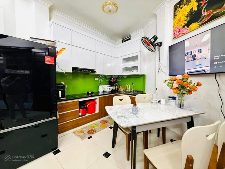  Bán nhà Trần Cung - KĐT Nam Cường - FULL NỘI THẤT - NGÕ THẲNG - THÔNG 34M2x5T - 8.2 tỷ 