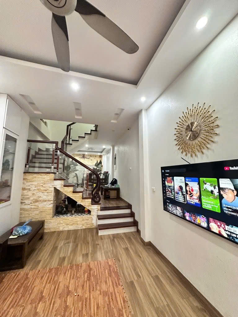  ???????? Bán Nhà Mễ Trì Sổ Đỏ Đẹp Nở Hậu Nhẹ Giao Dịch Ngay  LH 0972•07•8667 