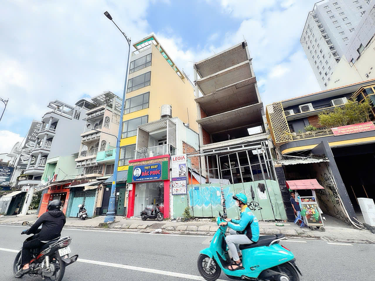  BÁN NHÀ 2 TẦNG MTKD Đ.VÕ VĂN KIỆT, QUẬN 1 - NGANG 4M*23M - CHỈ 29,5T - CHÍNH CHỦ  * LH GIANG GIANG: 093.86.76.685 