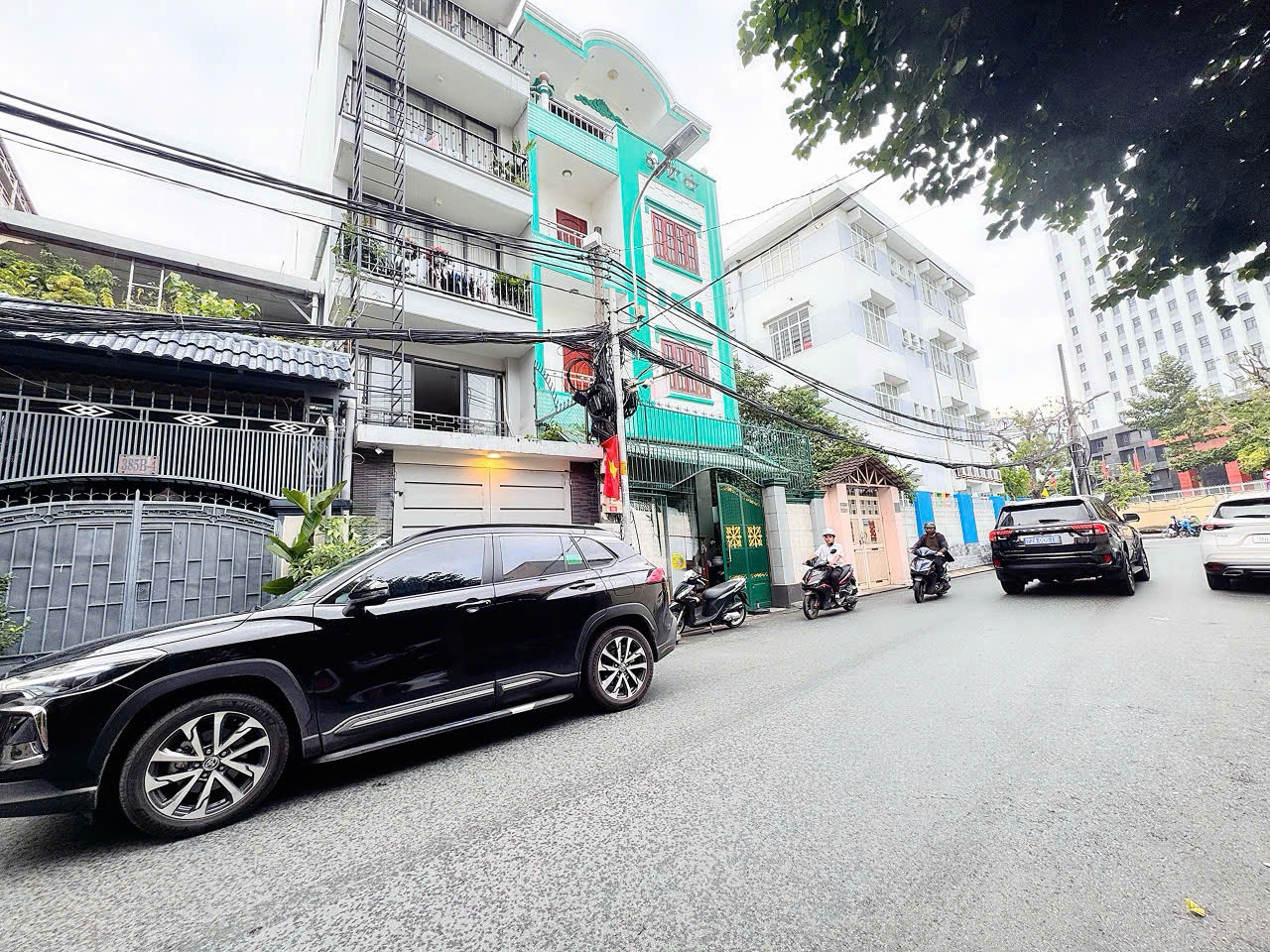  SIÊU PHẨM HIẾM BÁN Đ.NGUYỄN TRÃI, QUẬN 1 - NGANG 6,8M*16M - NGAY BỘ CÔNG AN - SỔ HỒNG VUÔNG ĐẸP * LH GIANG GIANG: 093.86.76.685 