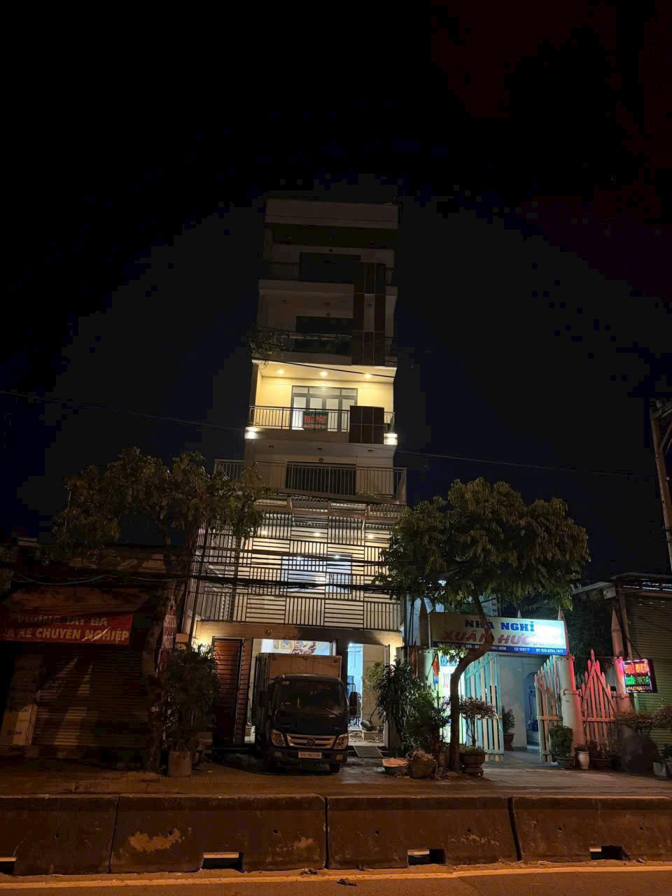  GIẢM SỐC 3,3 TỶ – MẶT TIỀN NGUYỄN THỊ SÓC – HẠ GIÁ TỪ 16 TỶ CÒN 12.7 TỶ (CÒN BỚT) 