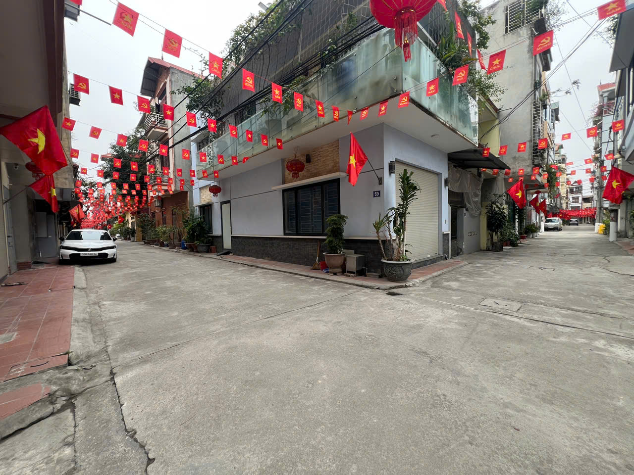  CẦN BÁN 50M PHÂN LÔ TT75 LAI XÁ – Ô TÔ CHẠY VÒNG QUANH - NHỈNH 7 TỶ 