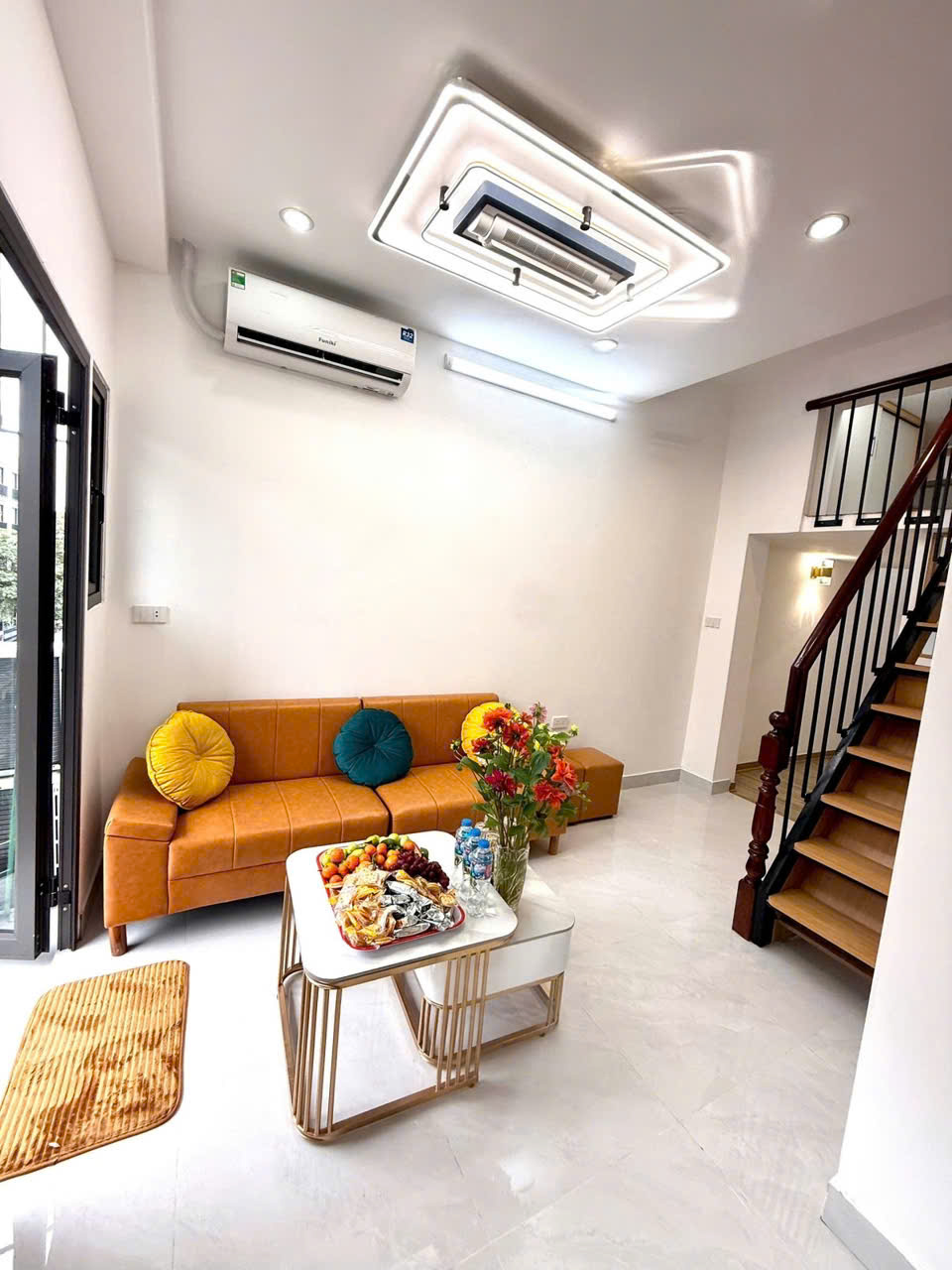  Bán nhà Tập thể Ngha Tân 23/50 2PN FUll  NỘI THẤT 