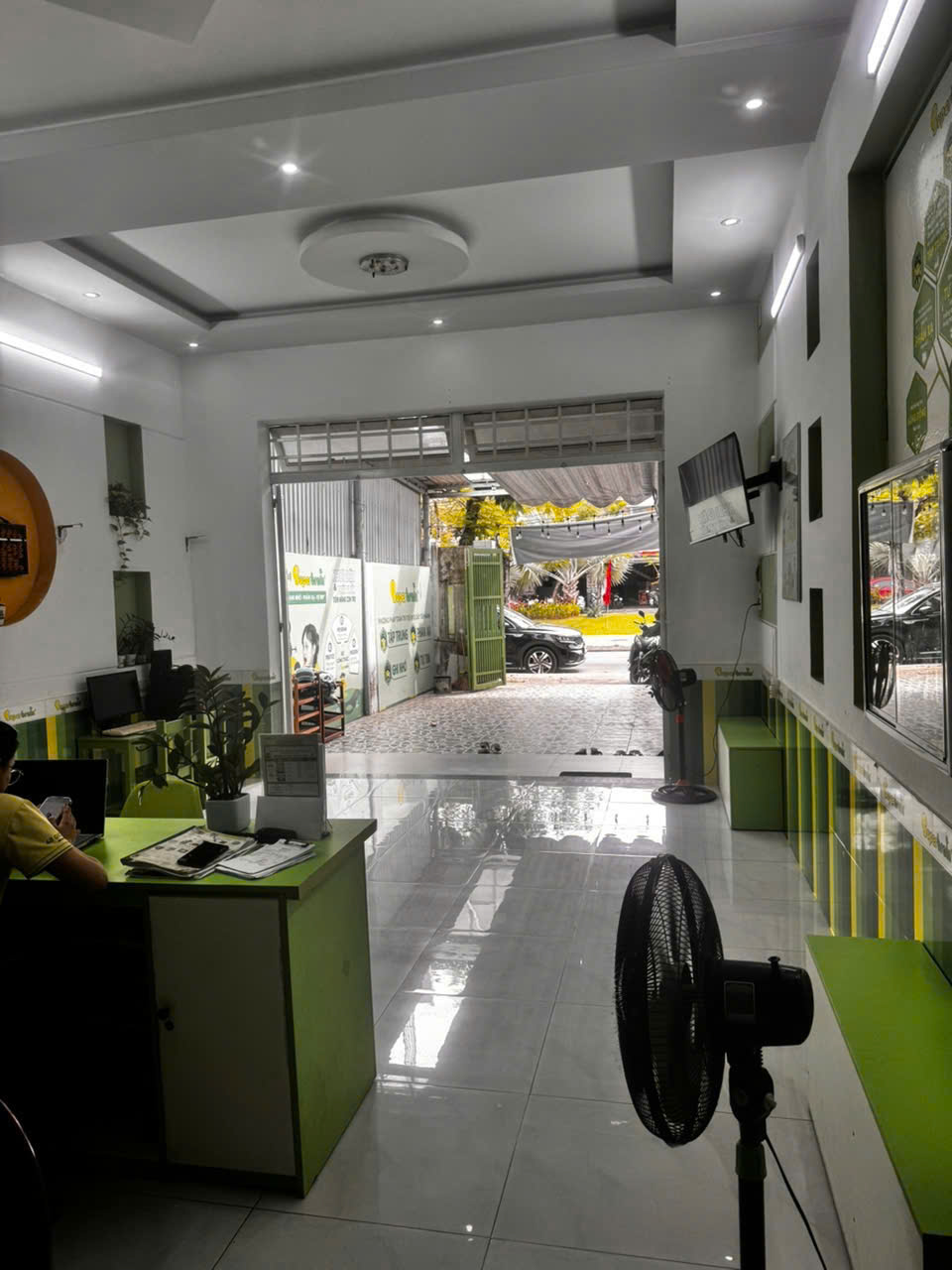  Bán nhà 2 tầng đường BẮC SƠN - View công viên 