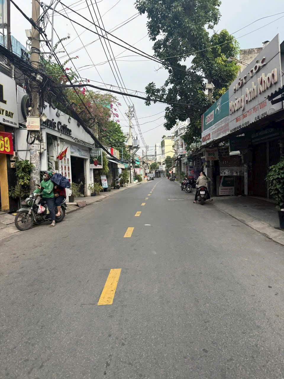  Chính chủ cần bán gấp nhà 4 tầng,hẻm xe hơi, đường Nguyễn Văn Công, P.03, GV, giá chỉ 7.8 tỷ,ở ngay 