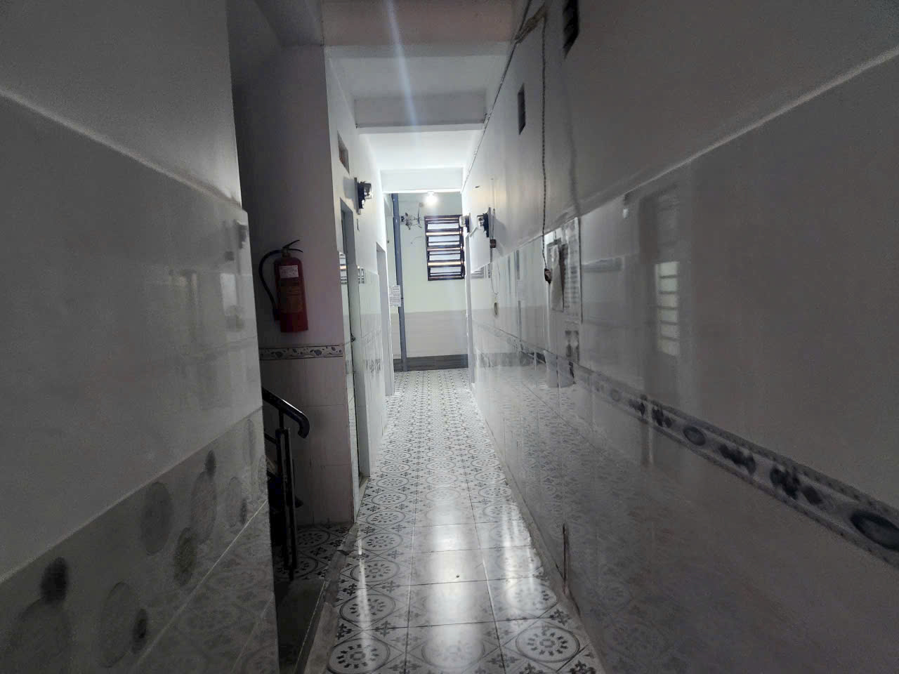  CHDV 132m2 ngang 8,5 dài 17m. Đường Tám danh HXH q8 giáp Q5. 