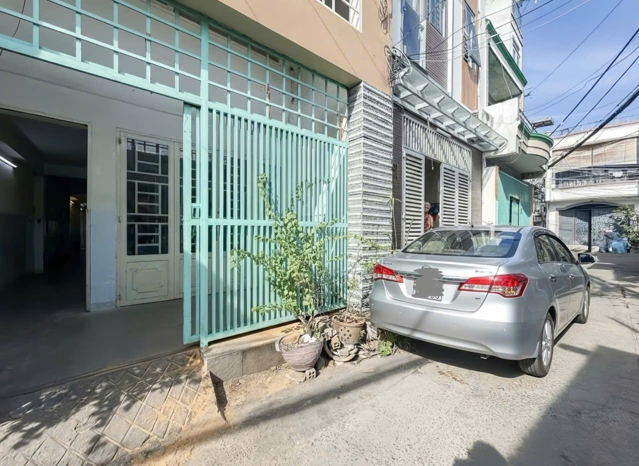  5 X 20 - 5 TẦNG - 14PN LỚN - CHDV - HXH - CHÍNH CHỦ - GẤP BÁN 14.2 TỶ - TL - PHAN VĂN TRỊ - BÌNH THẠNH - HẺM THÔNG DƯƠNG QUẢNG HÀM 