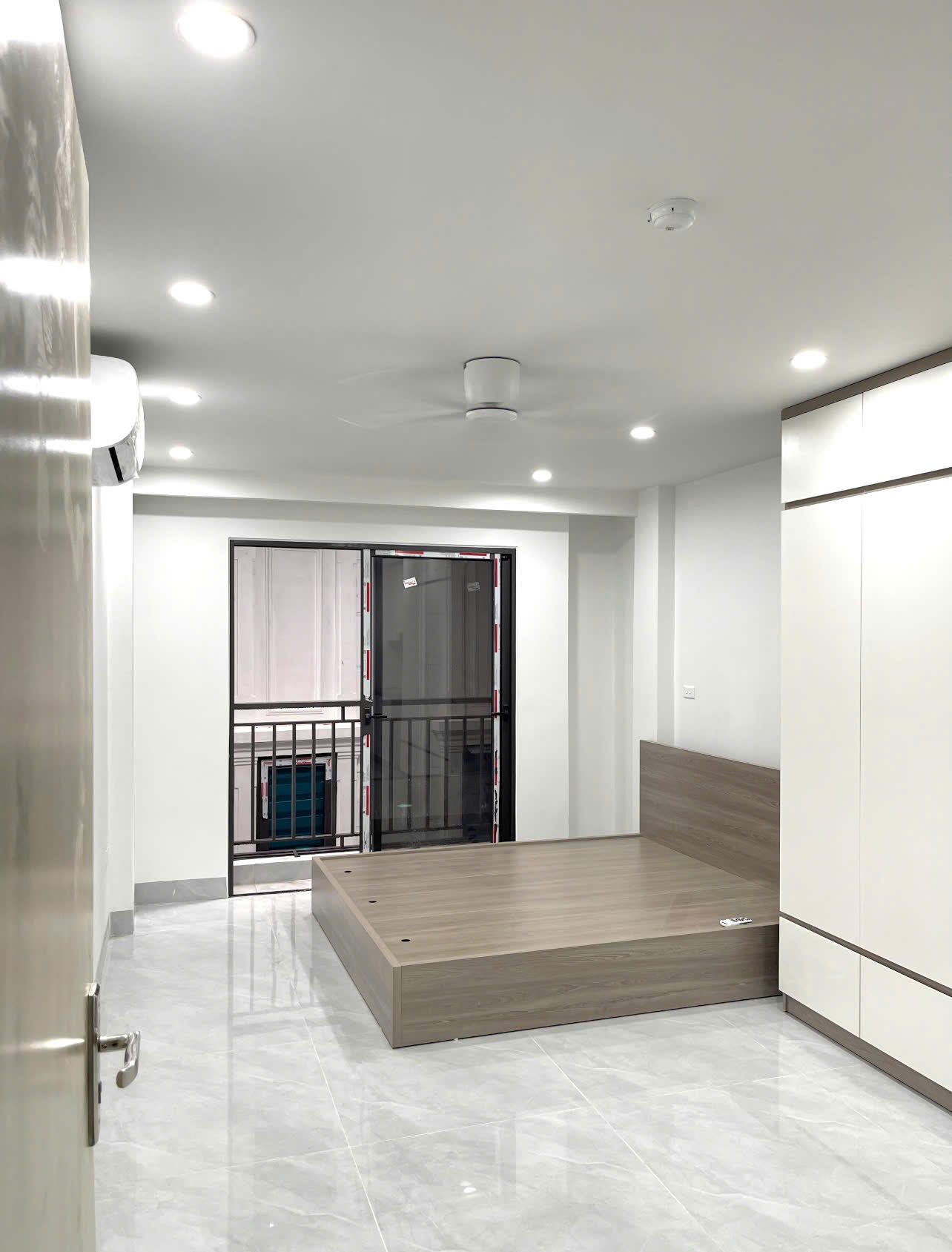  Cho thuê phòng tại số 70 ngách 63/56 Trần Quốc Vượng, phường Dịch Vọng Hậu, Cầu Giấy 