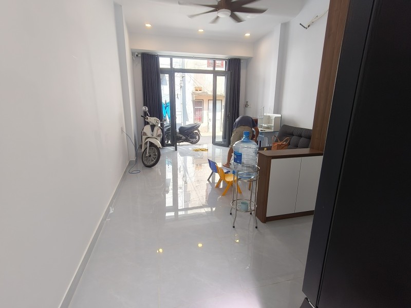  Bán nhà đường số 61, Phước Long B, Q9,Thủ Đức, Hồ Chí Minh, diện tích 52m2, giá 5,55  tỷ, sổ hồng. LH: 0933125879. 