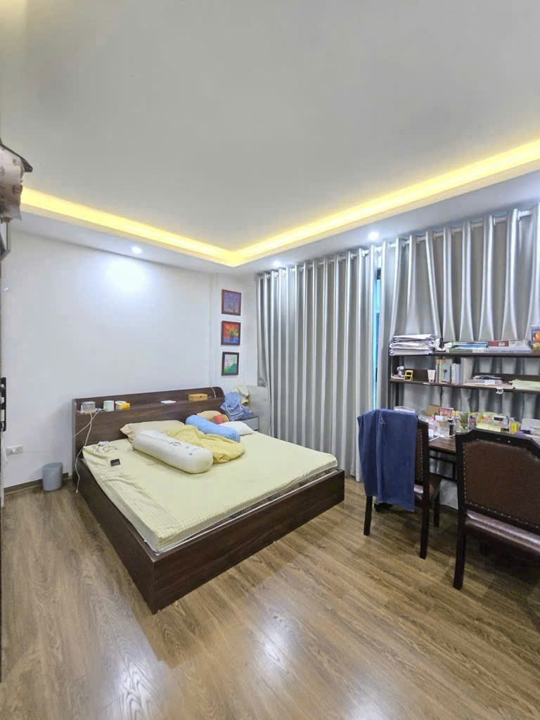  Nhà 3 tầng, 2 mặt tiền thôn Gia Tân - tổ 11, Quang Minh. Đường thông, ô tô tránh 