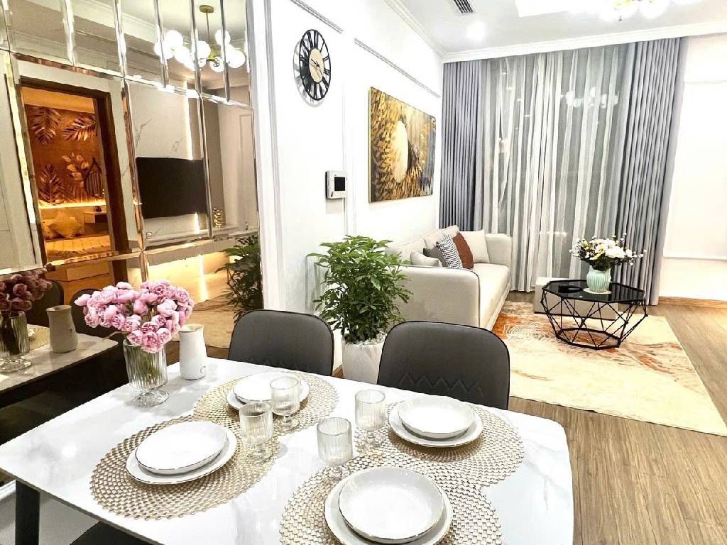  Bán nhà phố Trần Khát Chân 42m2 ô tô cửa full nội thất 