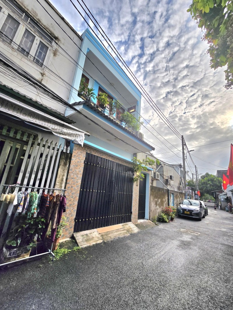  NHÀ 112M2-  GẦN NGÃ TƯ THỦ ĐỨC – KẾ BÊN BV ĐA KHOA –  2 TẦNG ĐÚC KIÊN CỐ 6 PHÒNG CHO THUÊ – CHỈ 7.X TỶ 