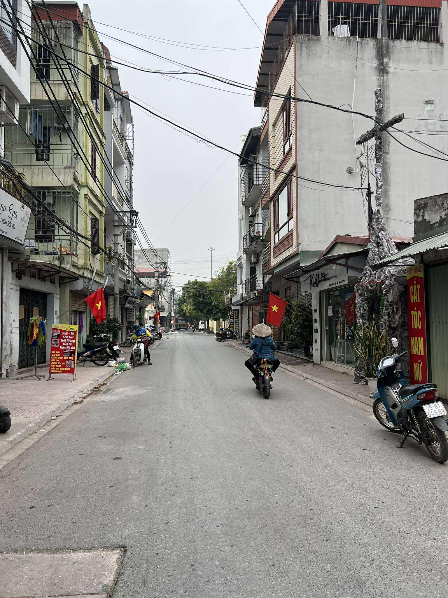  CẦN BÁN 47 M2 ĐẤT TRÂU QUỲ - GIA LÂM, GIÁ 6.98 TỶ, LH 0985865658 