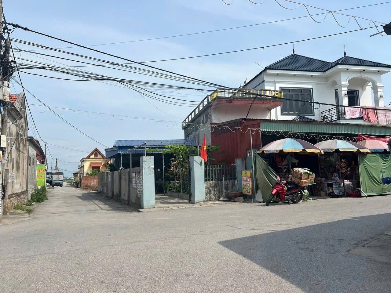  61m² mặt đường Xuân La – Thanh Sơn  Ngang rộng hiếm, phù hợp đầu tư  ZALO 0567 222 555 