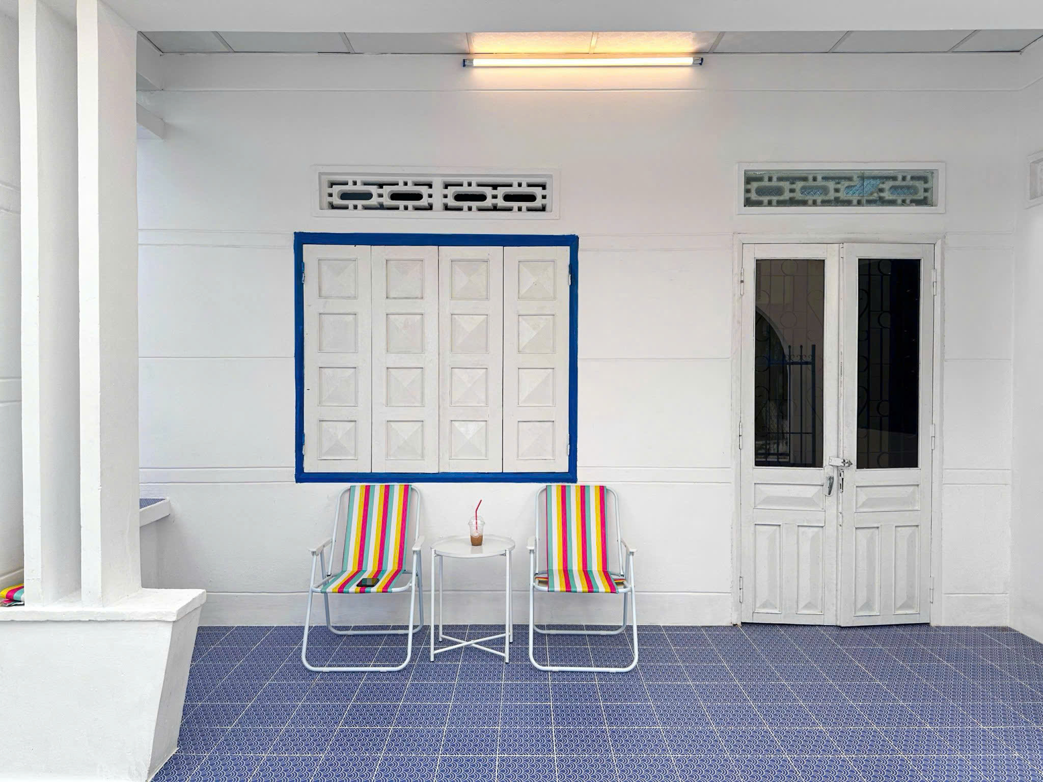  Bán nhà căn góc gần chợ Vĩnh Hải đường ôtô cách đường 2/4 tầm 30m cách biển hơn 500mDiện tích 125.3m2 Giá bán : 6 tỷ 250 triệu (thương lương, thuế hai bên) lh e Trinh Mọi thông tin chi tiết vui lòng liên hệ em Trinh, Số chứng chỉ: KH - 25.000576 