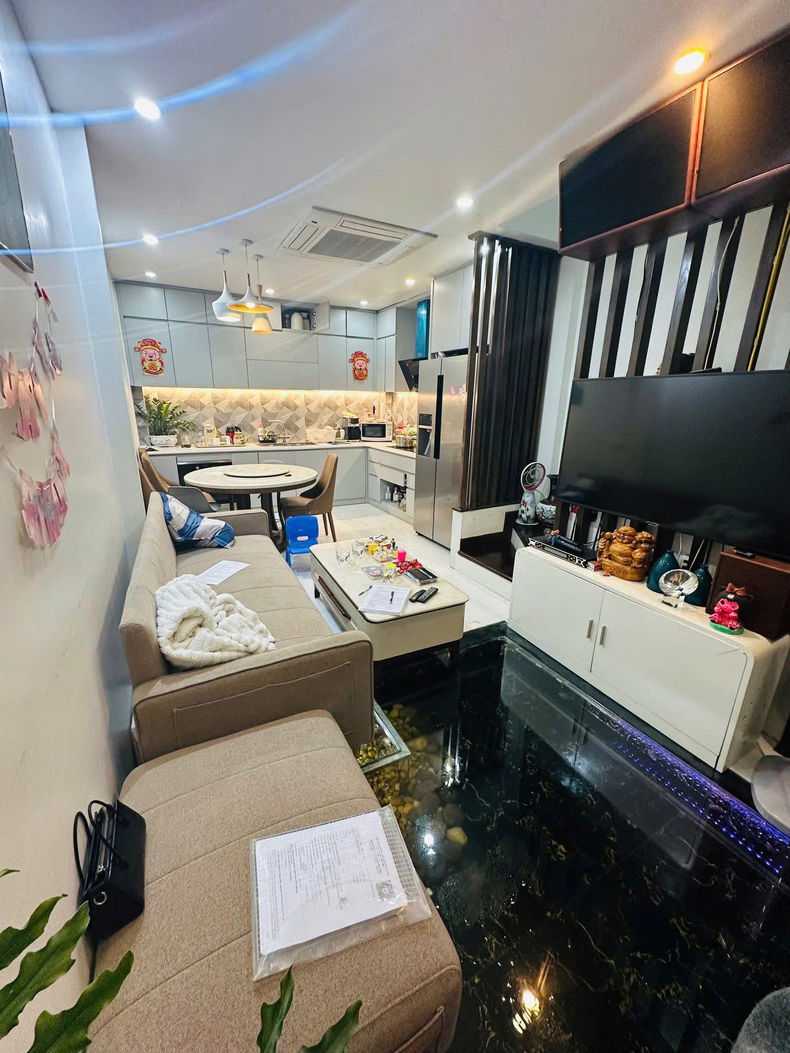  PL  HOÀNG VĂN THÁI – NHÀ ĐẸP Ở NGAY  – GARA 43M2 5 TẦNG GIÁ 18 TỶ 