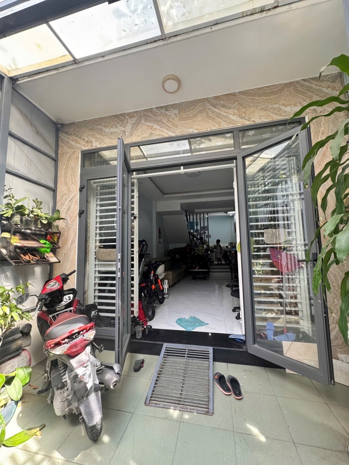  NHÀ 3 TẦNG TÂM HUYẾT DƯƠNG ĐÌNH HỘI - DÂN TRÍ CAO - SÁT KHU KHANG ĐIỀN 