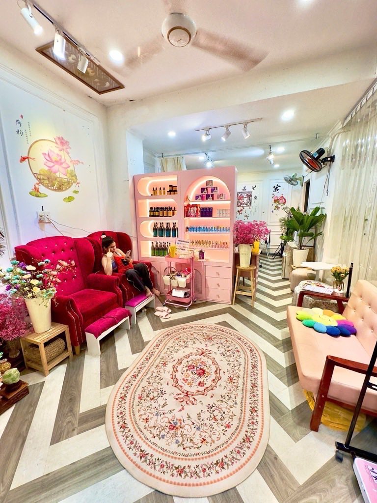  Bán nhà Nguyễn Phúc Chu Tân Bình
Dt : 8m x 8m 59m2
Kết cấu : 5 tầng 4 phòng
Giá : 9.2 Tỷ 