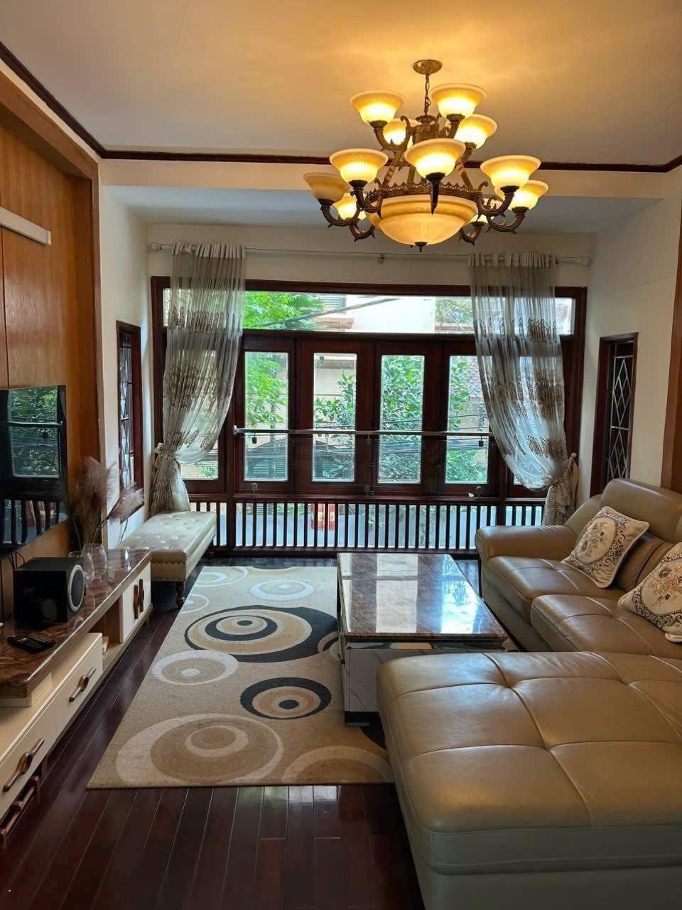  HIẾM  NGÕ Ô TÔ PHỐ LẠC LONG QUÂN 55M 5 TẦNG NHỈNH 19 TỶ - NGÕ THÔNG- NHÀ CỰC ĐẸP - 3 THOÁNG 