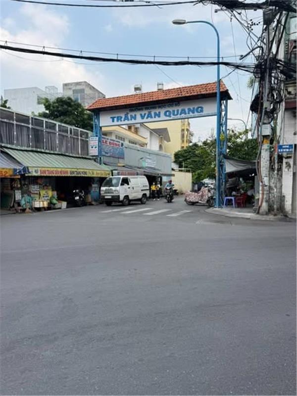  Nhà Đường Lac Long Quân Quận Tân Bình Phường 10 Cũ. 