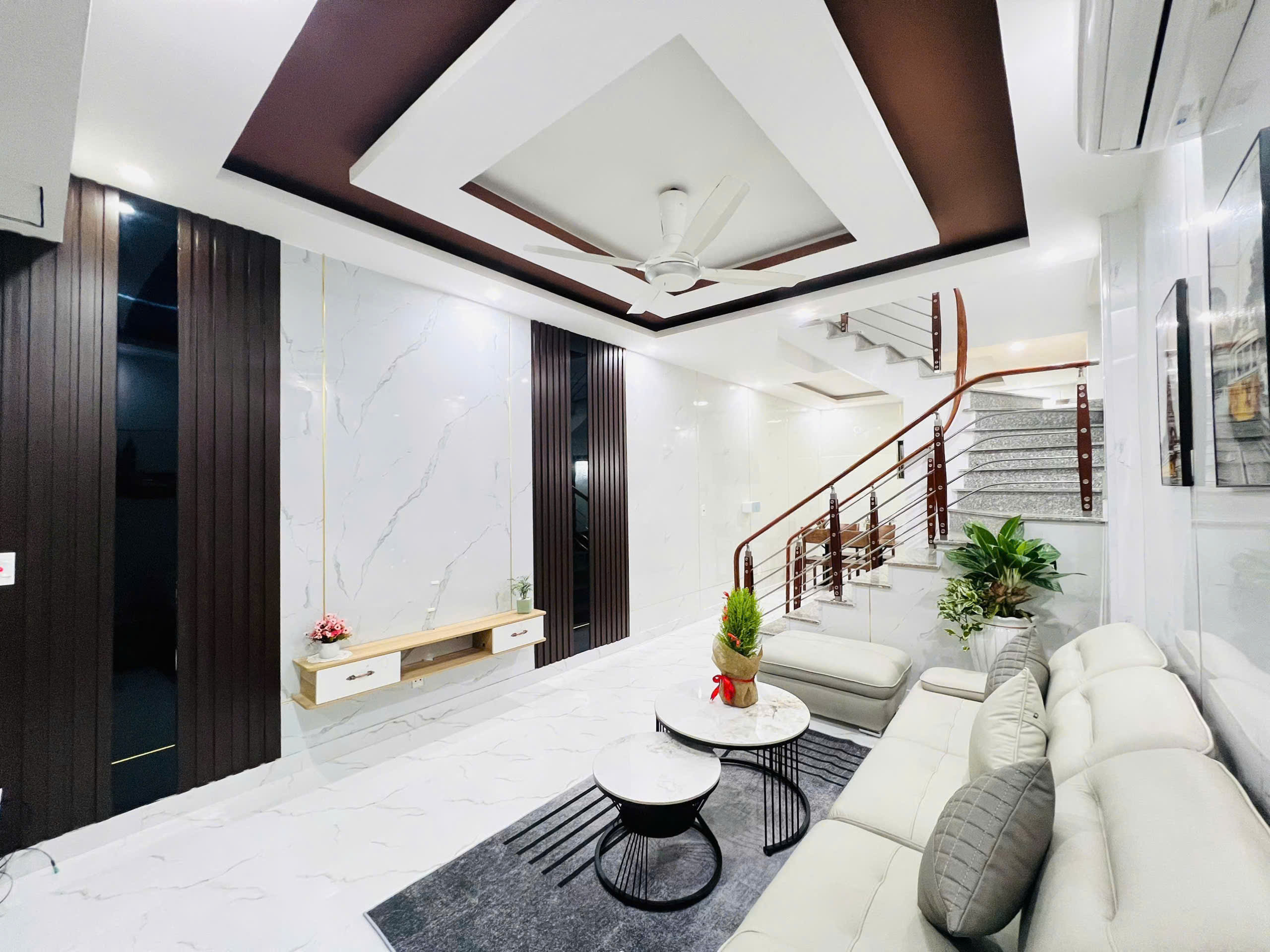  BÁN NHÀ 3 TẦNG ĐẰNG HẢI – QUẬN HẢI AN, HẢI PHÒNG  LÔ GÓC 3 MẶT THOÁNG, NGÕ NÔNG GẦN BÙI VIỆN 