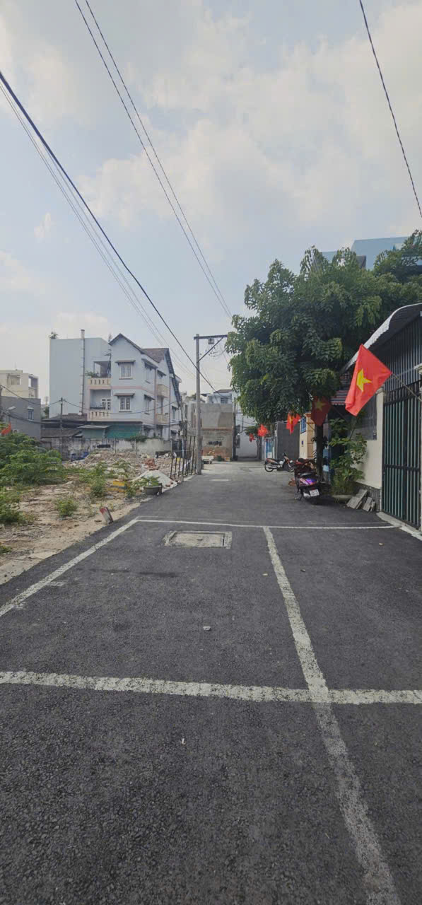  ĐẤT NỀN GIÁ RẺ NGAY TT PHƯỚC LONG B QUẬN 9 228M2 CHỈ 10 TỶ 