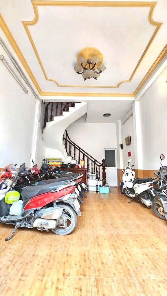  CHDV 7 Phòng - 4 tầng - Full nội thất - Dòng tiền 30tr/tháng - Tân Kỳ Tân Quý - Chỉ 6ty8 