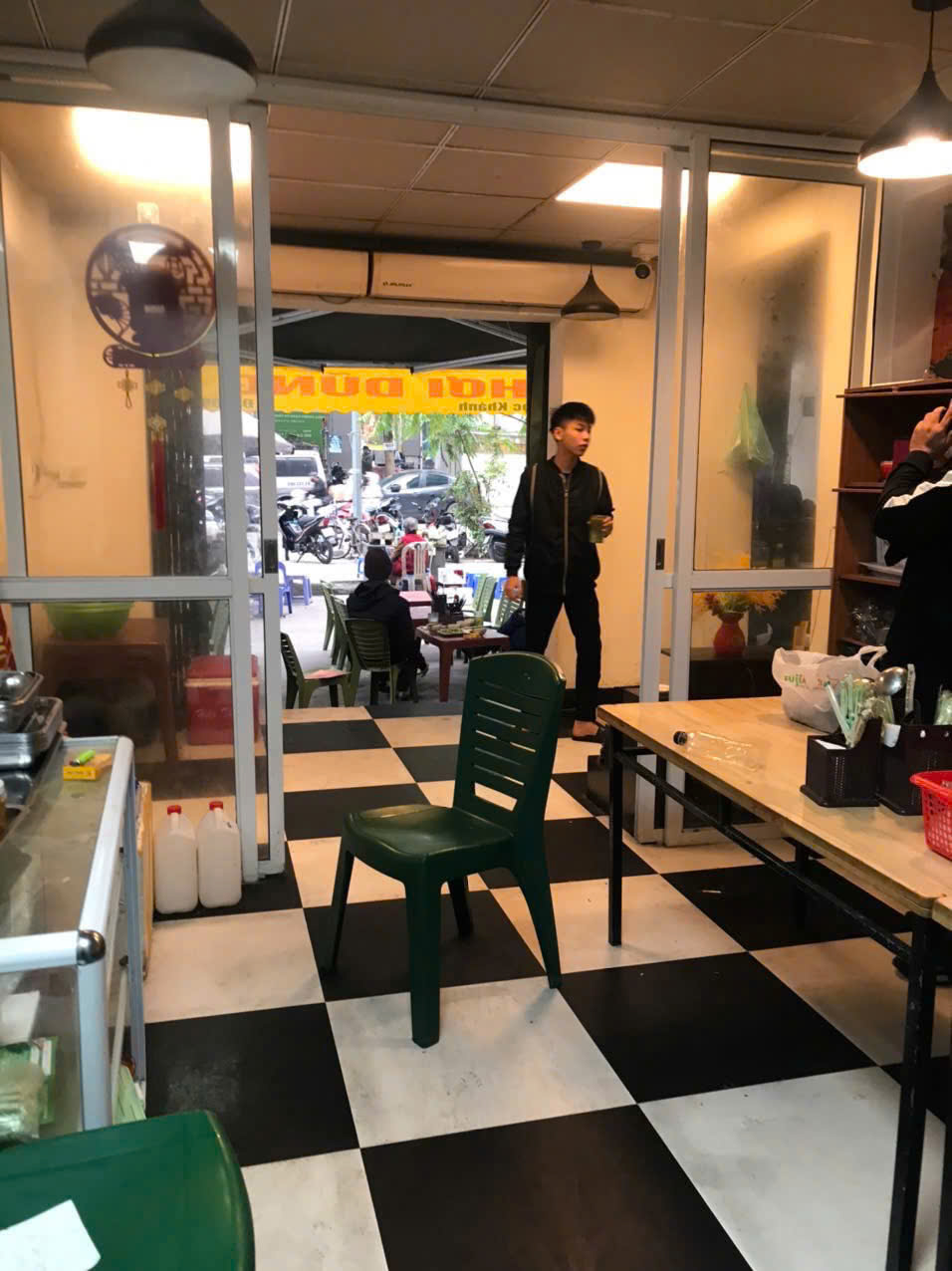  SANG NHƯỢNG NHANH QUÁN BIA HƠI – NGỌC KHÁNH, BA ĐÌNH, HÀ NỘI 