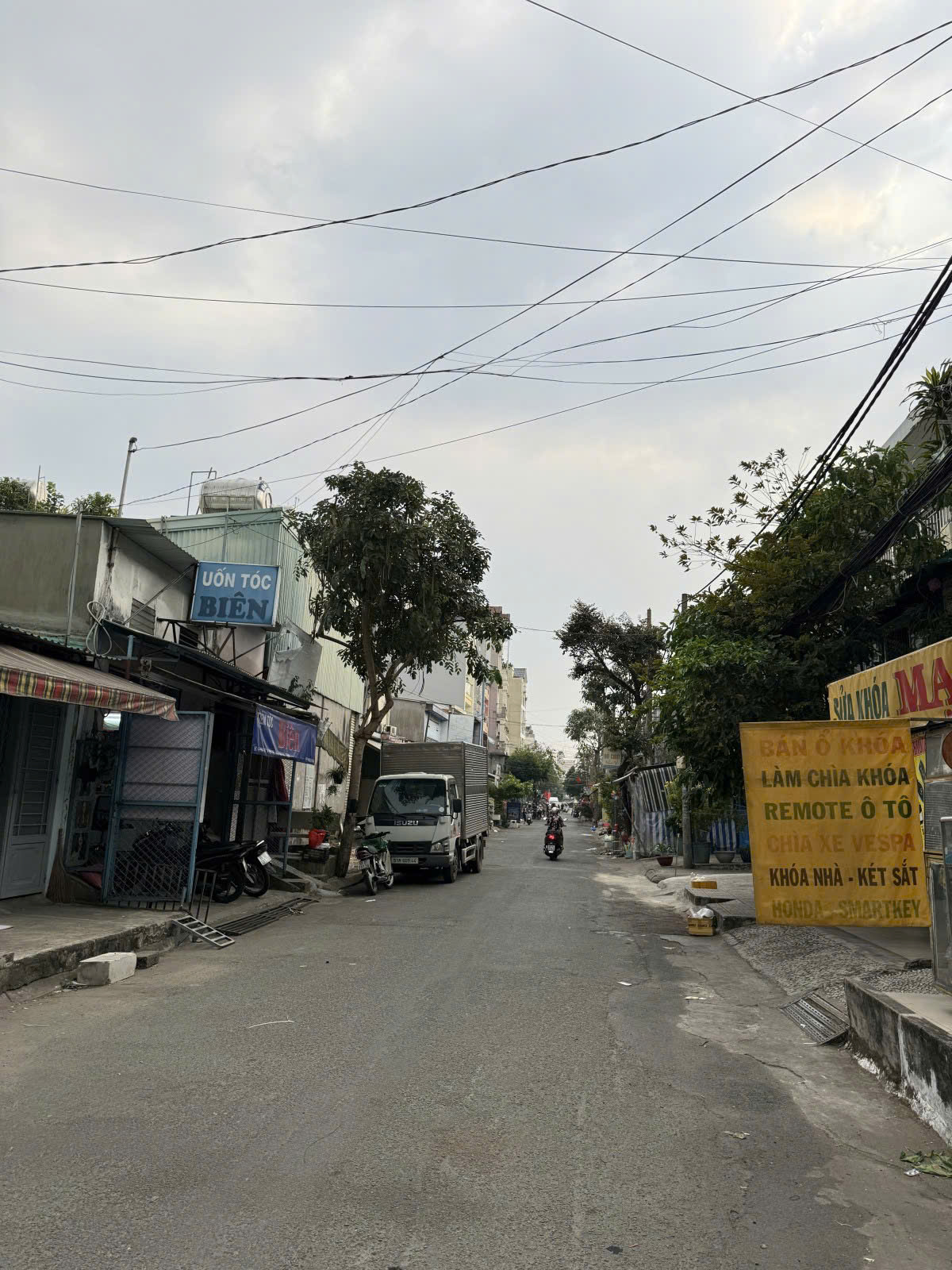  Bán nhà 2 Mặt tiền Hoàng Ngọc Phách - Đinh Liệt, 6,1x20m - Cấp 4 - tiện xây, chỉ 22,9 tỷ. 