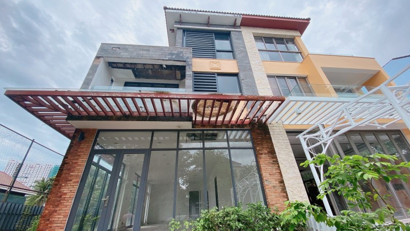  Bán Biệt Thự đường số 1, Hiệp Bình Phước, Thủ Đức, TP HCM. DT 225 m2, 4 tầng, 6PN. Giá 15.9 Tỷ, 