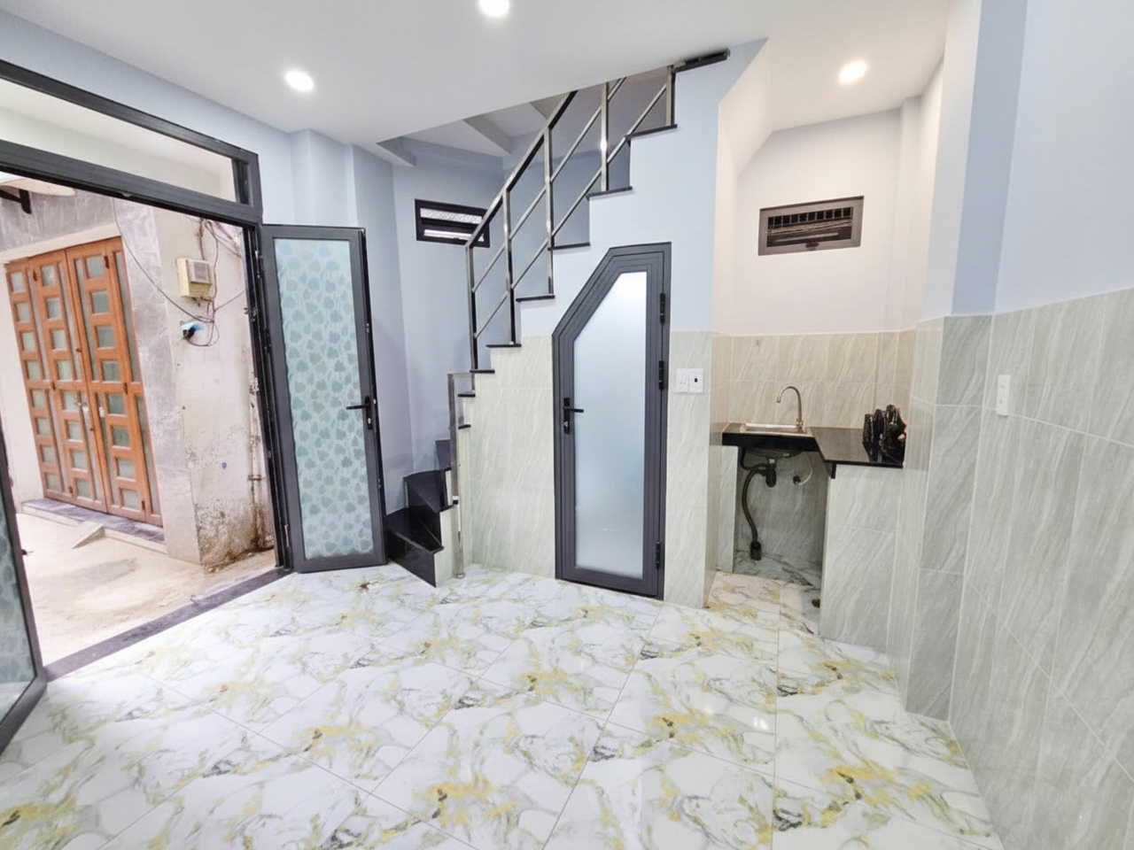  H2088 ???? nhà Ngô Đức Kế Bình Thạnh, SHR, Lô góc, 2 tầng, 2.x tỷ 