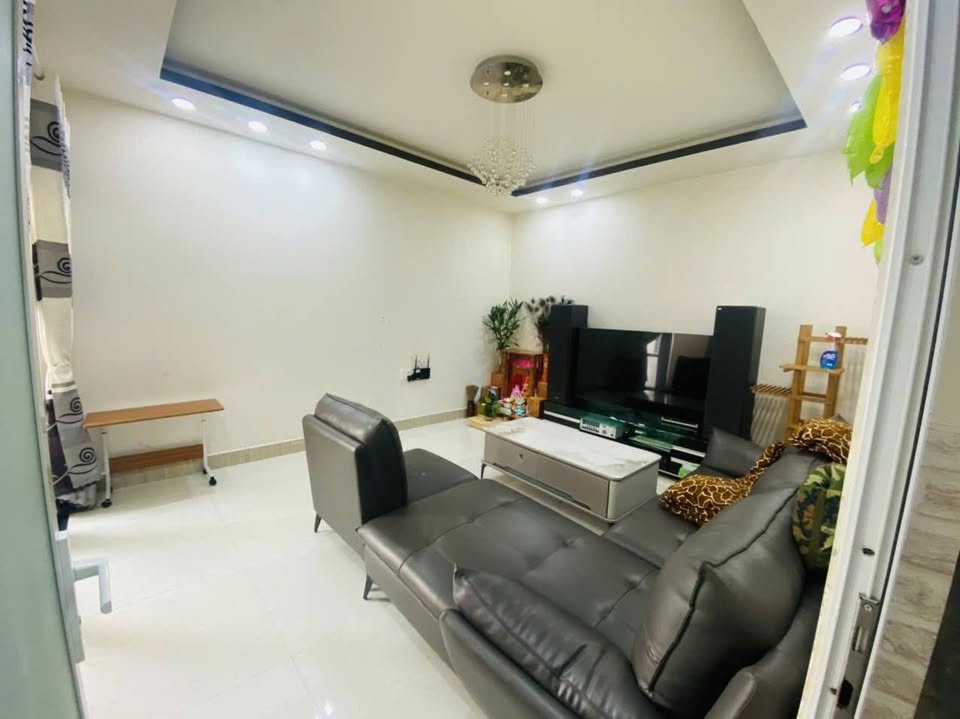  Bán nhà SRXD đường Thi Sách Phường 6 Đà Lạt giá 4 tỷ trung tâm đà lạt 