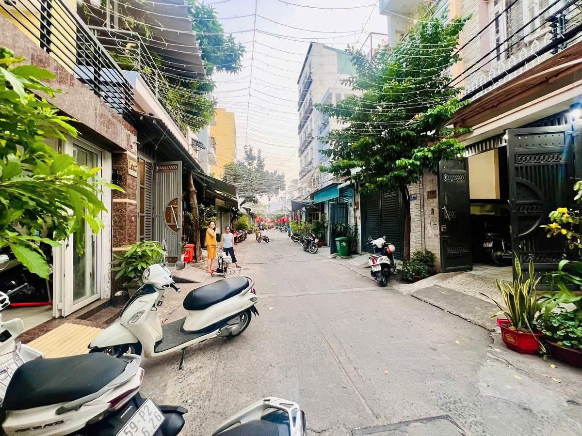  NHÀ ĐẸP – GIÁ TỐT  – CHÍNH CHỦ CẦN BÁN Tại Phường 17, Bình Thạnh, HCM 