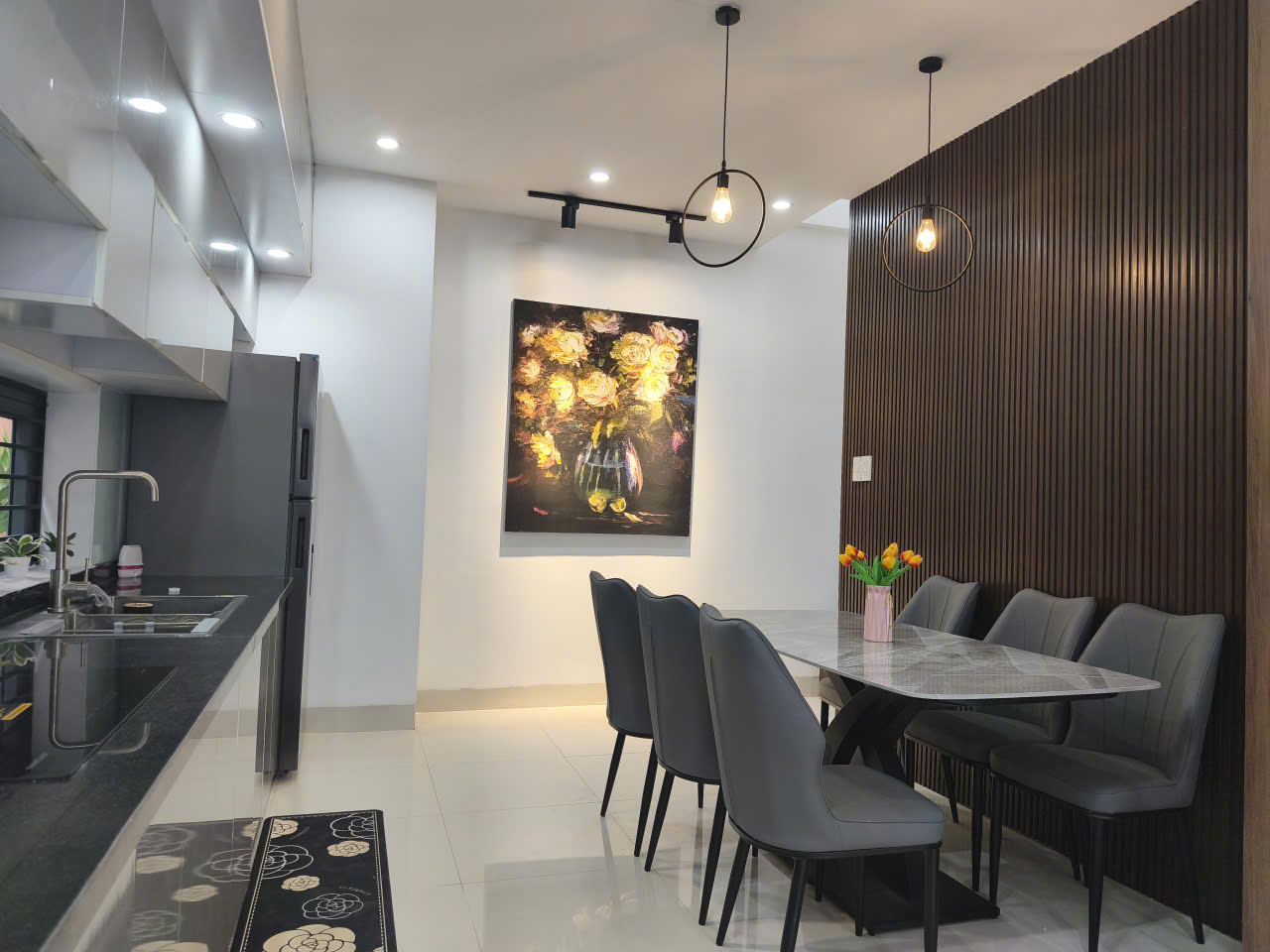  ► Lô góc sát Ô tô đậu, gần Nguyễn Hoàng, 55m2, 3 mê mới tinh, hiện đại 