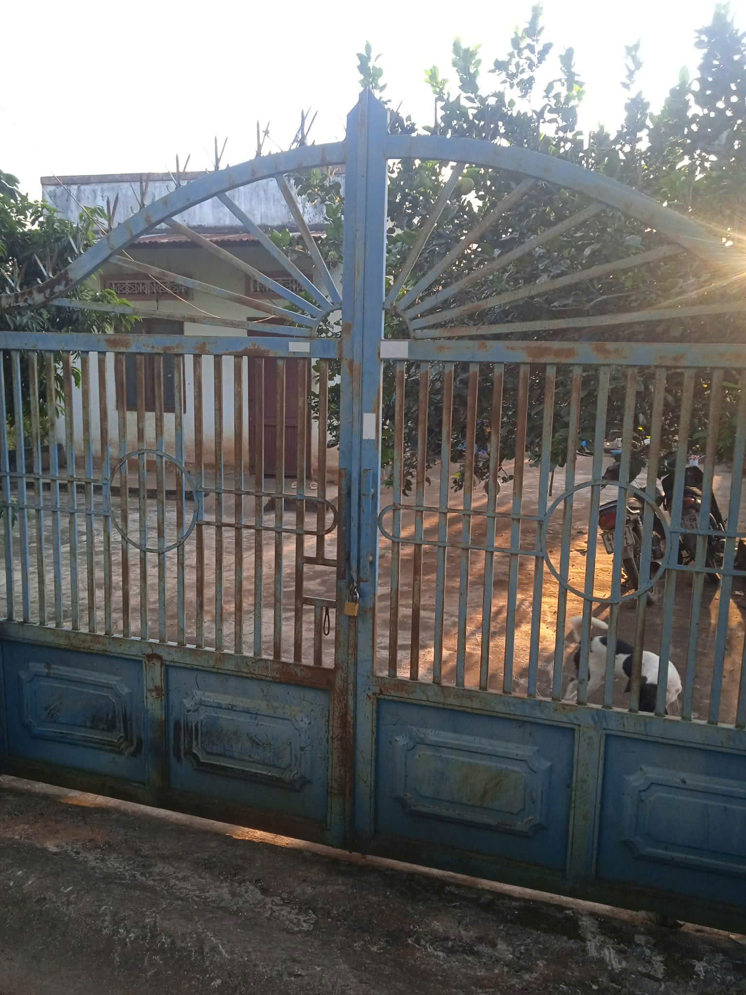  BÁN ĐẤT TẶNG NHÀ  – GẦN HỒ – GIÁ TỐT TẠI EA KAO, BUÔN MA THUỘT 