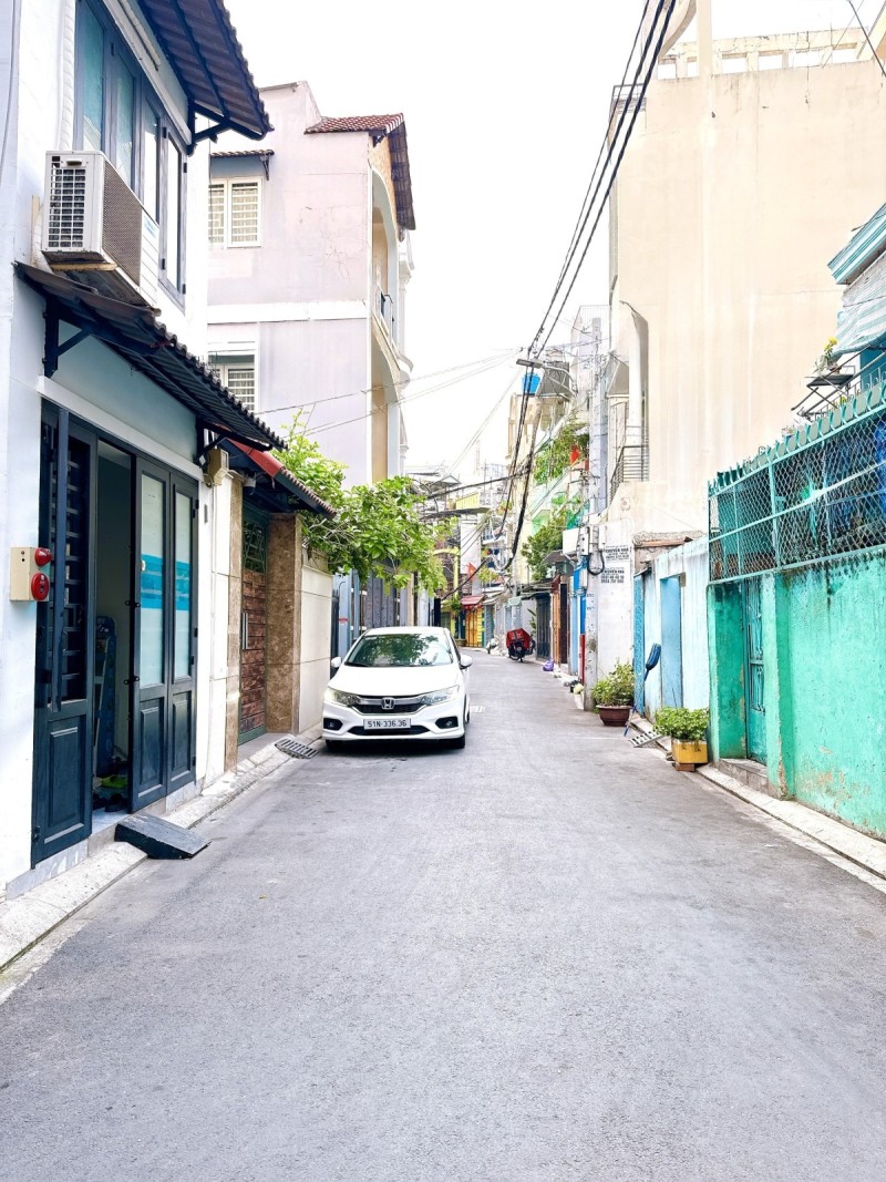  Bán nhà hẻm 6m Nguyễn Kiệm - gần Đào Duy Anh, 4,4x23m, 2 Tầng, 1 đời chủ, chỉ 14,5 tỷ. 